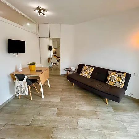 Apartment Wonderful In *